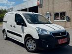Peugeot partner 1.6 hdi/euro5/airco/3 klaar voor immatrie, Voorwielaandrijving, Euro 5, Stof, Zwart