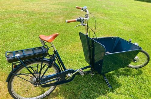 bakfiets elektrisch achielle 2 kindjes, Fietsen en Brommers, Fietsen | Bakfietsen, Zo goed als nieuw, Overige merken, 2 kinderen