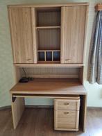 Houten bureau meubel voor thuis, Huis en Inrichting, Bureaus, Met wielen, Zo goed als nieuw, Ophalen, Bureau