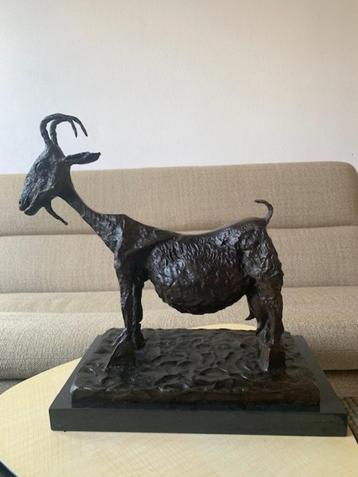 Bronzen Beeld Pablo Picasso She Goat Geit Naam Nummer beschikbaar voor biedingen