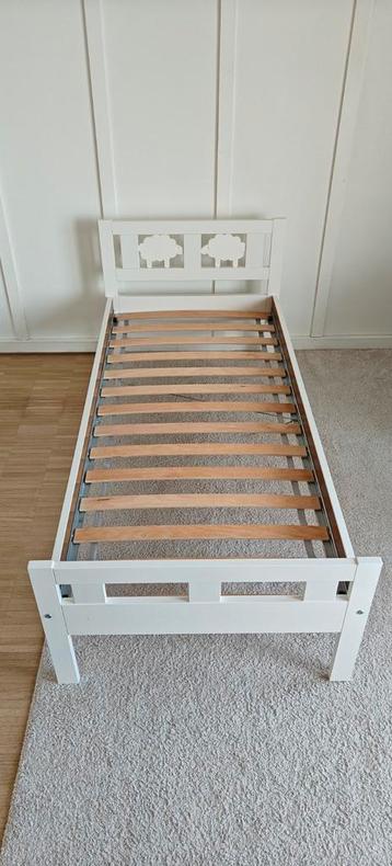 Kinder bed wit peuter beschikbaar voor biedingen