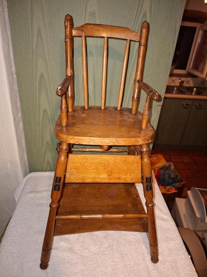 oud houten poppenstoeltje, begin 1900, Antiquités & Art, Curiosités & Brocante, Enlèvement ou Envoi