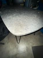 Salon grijze plooi bare tafel, Enlèvement, Comme neuf