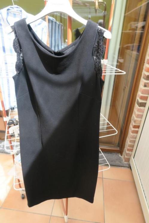 Kleedje zwart kant mouw Ermanno Scervino mt 44 (it48), Kleding | Dames, Jurken, Zo goed als nieuw, Maat 42/44 (L), Zwart, Knielengte