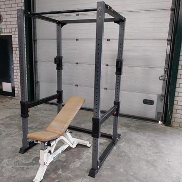 Bodycraft Power Rack Met Reebok verstelbare bankje  beschikbaar voor biedingen