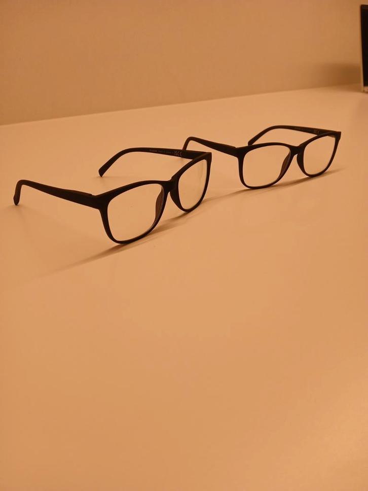 Leesbrillen +1,5, Handtassen en Accessoires, Zonnebrillen en Brillen | Heren, Nieuw, Leesbril, Overige merken, Zwart, Ophalen of Verzenden