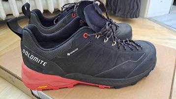 Chaussure de randonnée DOLOMITE beschikbaar voor biedingen