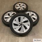 Golf 8 Belmont Pirelli Sottozero 3 205/50/R17 93H, Gebruikt, Banden en Velgen, 17 inch, Personenwagen