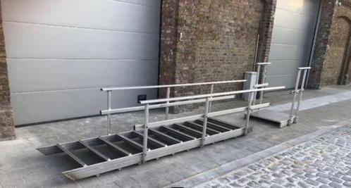 modulaire aluminium bordestrap 11 treden + platform, Doe-het-zelf en Bouw, Ladders en Trappen, Gebruikt, Trap, Ophalen