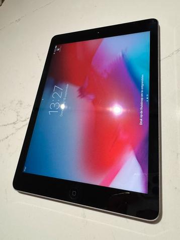 Apple iPad Air (1st gen) 16GB Wi-Fi Space Gray - Goede Staat beschikbaar voor biedingen
