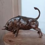 Pierre Chenet - Beau taureau en bronze, Antiquités & Art, Bronze, Enlèvement ou Envoi