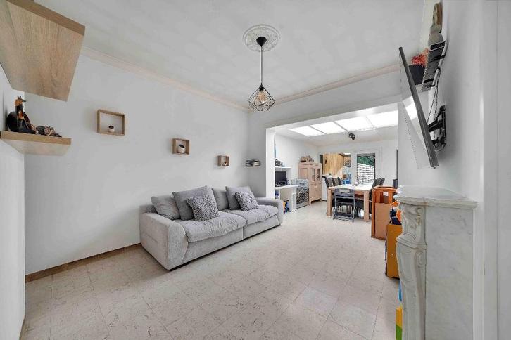 Maison avec jardin située dans le centre de WERVIK, Immo, Huizen en Appartementen te koop, Provincie Henegouwen, 200 tot 500 m²