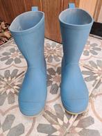Kinder regenlaarzen., Ophalen