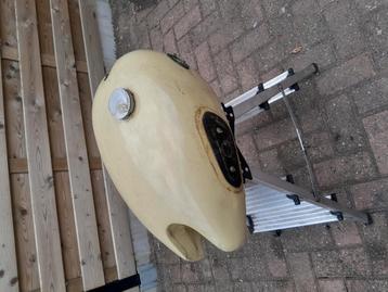 Matchless AJS benzinetank  beschikbaar voor biedingen