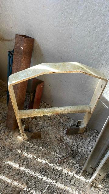 FrontBeugel zat op een fordson  beschikbaar voor biedingen