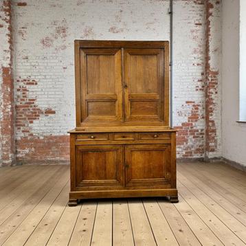 Antieke XL hoge kast (2 delig) beschikbaar voor biedingen