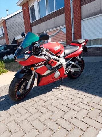Yamaha r6 bouwjaar 2001 beschikbaar voor biedingen