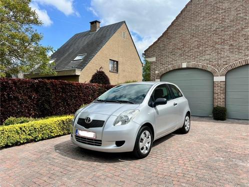 Toyota Yaris 1.3i 102.850km Klaar om in te schrijven, Auto's, Toyota, Particulier, Yaris, ABS, Airbags, Boordcomputer, Centrale vergrendeling