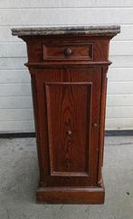 antiek nachtkastje in pitch pine met marmeren blad, Antiek en Kunst, Ophalen