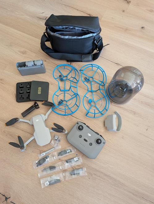 DJI Mini 2 Fly Meer Combo + accessoires, Audio, Tv en Foto, Drones, Zo goed als nieuw, Drone met camera, Ophalen