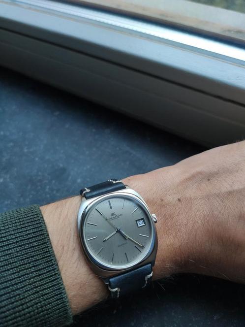 IWC International Watch Company Schaffhausen Quartz ref 3004, Handtassen en Accessoires, Horloges | Heren, Gebruikt, Polshorloge