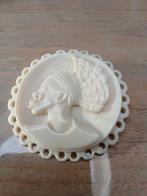 Broche origine Afrique 5,5 cm diamètre