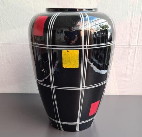 Vaas Scheurich, model 239 - 40. 40 x 27,5 cm., Huis en Inrichting, Woonaccessoires | Vazen, Gebruikt, Zwart, Minder dan 50 cm