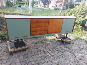 Prachtig oud dressoir, vintage Scandinavisch dressoir  beschikbaar voor biedingen