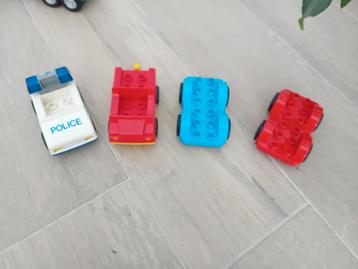 4 duplo wagen eentje politie  beschikbaar voor biedingen