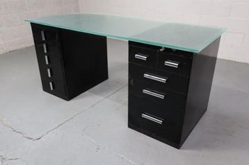 Bureau moderniste des années 1930 en métal laqué noir disponible aux enchères