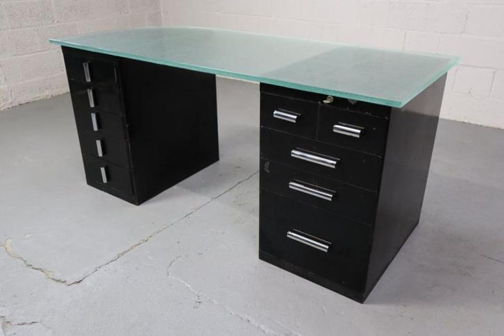 1930's modernist desk in black lacquered metal, Antiek en Kunst, Antiek | Meubels | Tafels, Ophalen