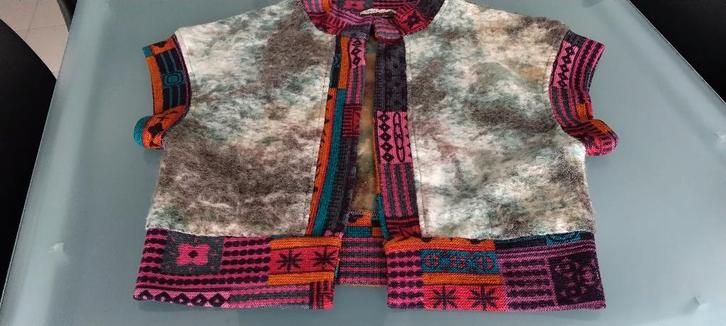 mouwloos vestje/ gilet Soggo Paris, Kleding | Dames, Truien en Vesten, Zo goed als nieuw, Maat 38/40 (M), Overige kleuren, Verzenden