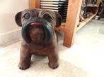 Bulldog, zwaar houten handgesneden hondenbeeld. 2,820 kg, Ophalen of Verzenden, Gebruikt, Hond of Kat, Beeldje of Figuurtje