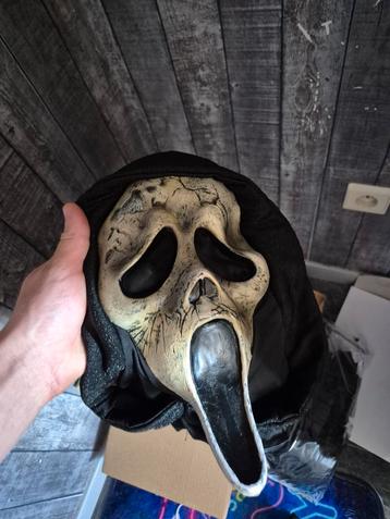 Costume Scream 6, masque Scream 6 et plus, Enlèvement