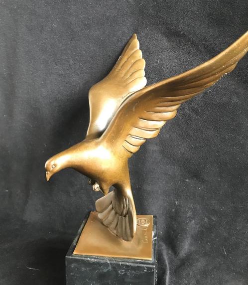 Bronzen vogel/duif Coenrad/gestempeld zuiver Art Deco brons, Antiquités & Art, Art | Sculptures & Bois, Enlèvement ou Envoi