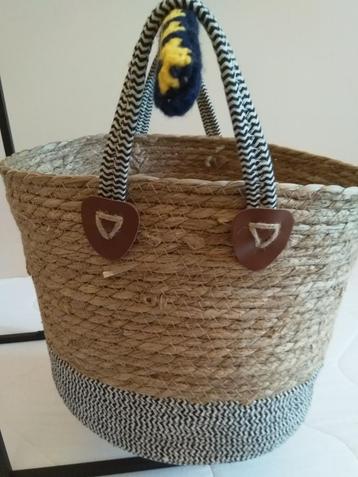 Panier NEUF❗en corde tressée & renforcée Diam: 30cm Ht: 27cm beschikbaar voor biedingen