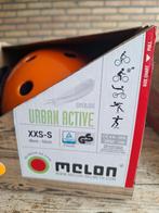 helm voor actieve sports: 2 stuks: oranje en groen, Sport en Fitness, Overige Sport en Fitness, Ophalen, Zo goed als nieuw