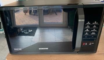 Micro-ondes SAMSUNG MS23K3513AK beschikbaar voor biedingen