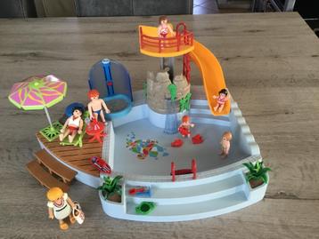 Playmobil zwembad met glijbaan, Kinderen en Baby's, Speelgoed | Playmobil, Ophalen, Zo goed als nieuw