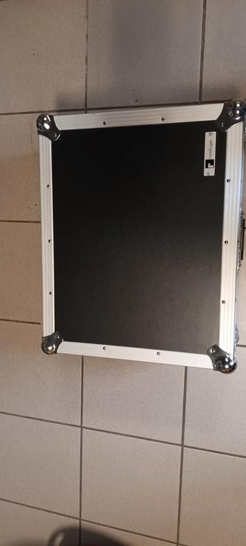 Flight case beschikbaar voor biedingen