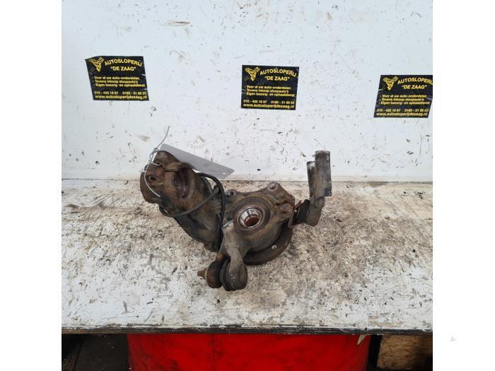 Fusee links-voor van een Peugeot 208, Auto-onderdelen, Ophanging en Onderstel, Peugeot, Gebruikt, 3 maanden garantie, Ophalen of Verzenden