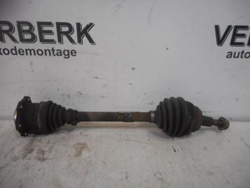 AANDRIJFAS LINKS Volkswagen Golf IV (1J1) (1jo407271ch) beschikbaar voor biedingen
