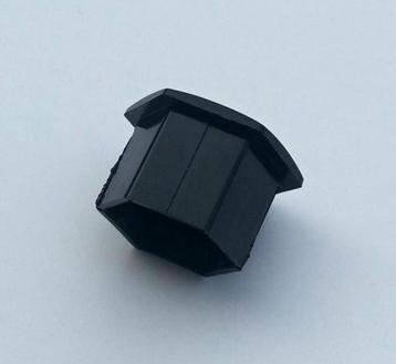 Plastiek moerdoppen zwart  beschikbaar voor biedingen