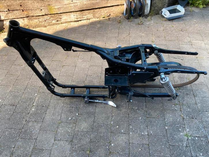 Cadre Harley Davidson Sportster avec Papiers et accessoires, Motoren, Onderdelen | Harley-Davidson, Gebruikt, Ophalen