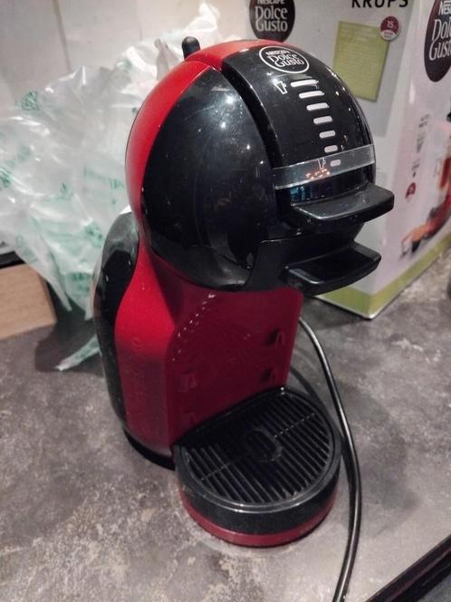 dolce gusto koffie apparaat nieuwe staat, Elektronische apparatuur, Koffiezetapparaten, Zo goed als nieuw, Ophalen