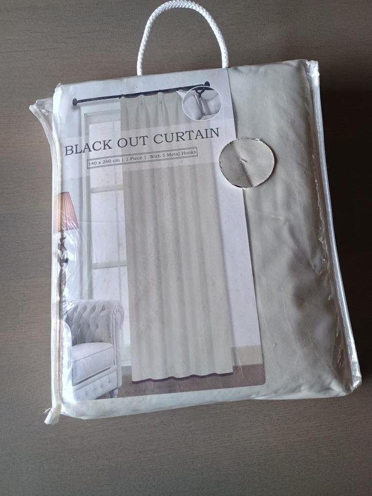 Gordijn - verduisteringgordijn Oeko Tex – 25 €, Huis en Inrichting, Stoffering | Gordijnen en Lamellen, Beige, Ophalen of Verzenden