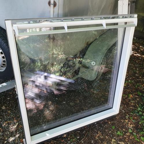 Velux dakraam GGL-SK06  (114×118), Doe-het-zelf en Bouw, Glas en Ramen, Zo goed als nieuw, Dakraam, Dubbelglas, Veiligheidsglas