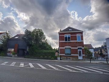 Appartement à vendre à Waterloo, 2 chambres disponible aux enchères