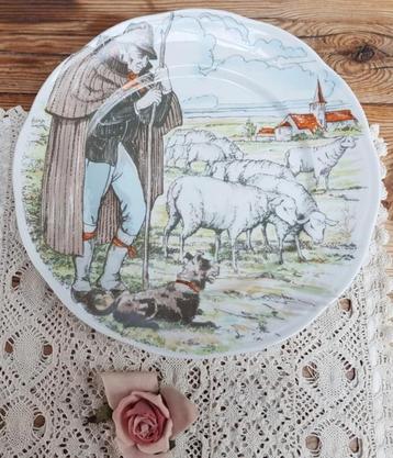 Vintage Frans wandbord met herder, schapen & hond, porselein