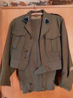 Vintage Belgisch legeruniform uit 1962, Verzamelen, Ophalen, Landmacht, Kleding of Schoenen